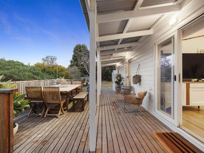 29 Beach Avenue, Blairgowrie