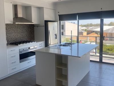 240 Leeuwin Boulevard, Bushmead