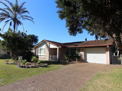 10 Goldens Road, Forster