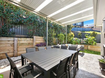 4 / 1 Hingston Close, Lake Heights