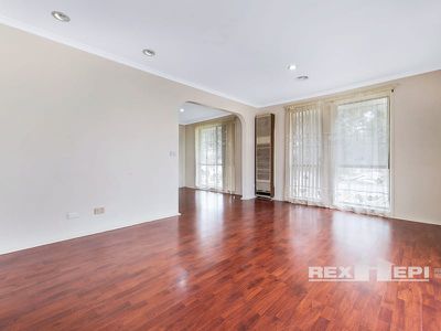 18 Beckington Crescent, Hampton Park