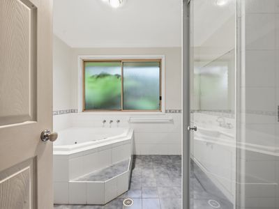 3 Hilltop Avenue, Hazelbrook