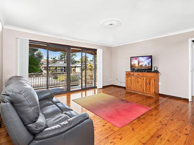 18 Hayes Avenue, Mount Warrigal