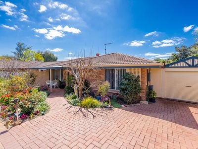 3A Henton Place, Heathridge