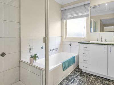 171 Douglas Parade, Williamstown
