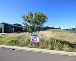 8 Oaklawn Street, Currans Hill