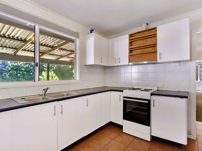 8 Seymour Street, Majors Creek