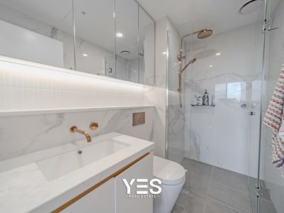 2403C/851 Whitehorse Road, Box Hill