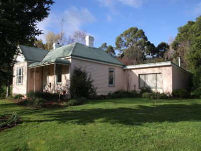 50 Mountain River Road, Grove