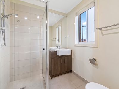 2 Bindley Street, Weir Views