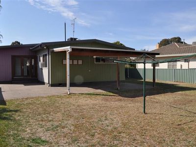 12 Facey Street, Forbes