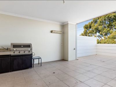 25 / 1-15 Tulloch Drive, St Clair