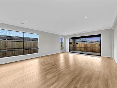 267 Heather Grove, Clyde North