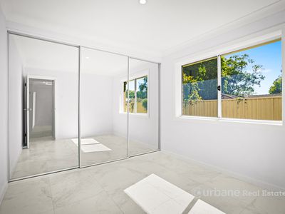 25 & 25A Adelphi Crescent, Doonside