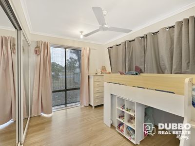 35 Mitchell Street, Geurie