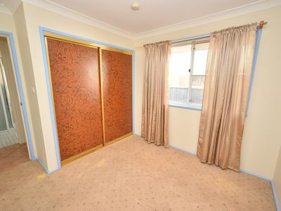 5 Ebelina Crescent, Parkes