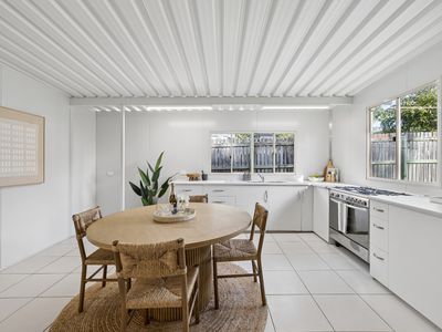 11 Aquarius Street, Inala