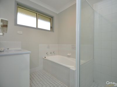 1 / 39 Bell Ave, Dubbo