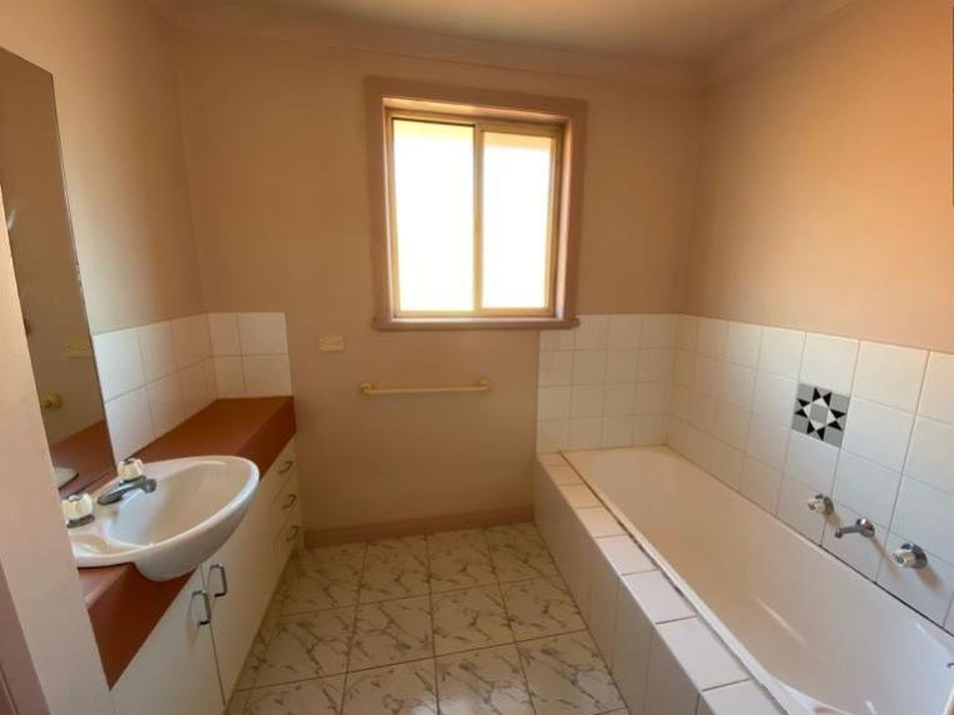 4 Lana Way, Maribyrnong