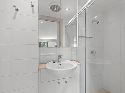 11 / 1 Saint Pauls Terrace, Spring Hill