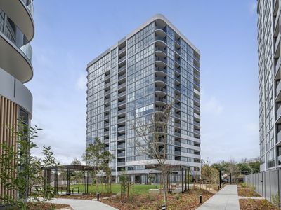 509 / 104 Easty Street, Phillip