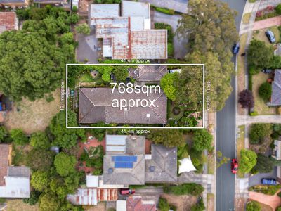 9 Blue Hills Avenue, Mount Waverley