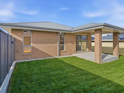 50a & 50b Deavan Drive , Shorewell Park