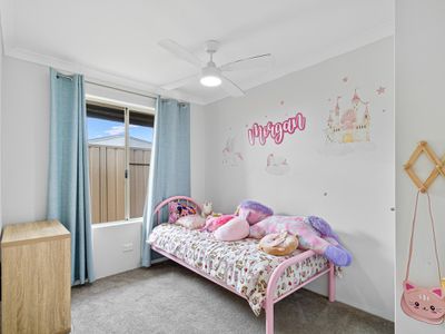 13 Kangaroo Paw Drive, Greenfields