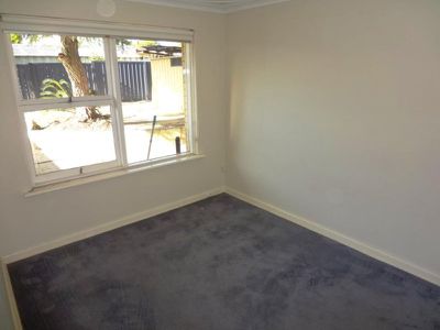 8 Mandala Crescent, Bateman