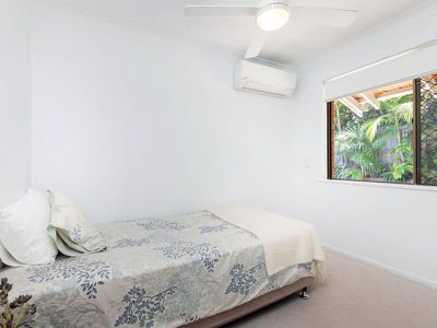 33 Shadbolt Street, Booragoon