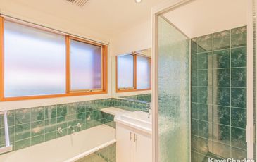8 Hillman Court, Berwick