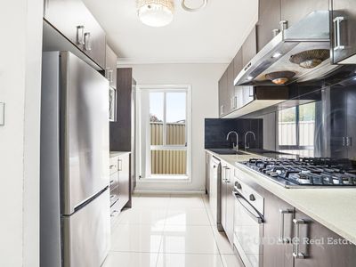 10 / 15 Carter Street, Seven Hills