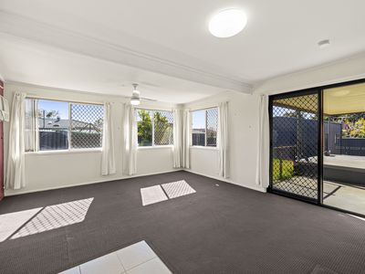 37 Croxley Street, Harristown