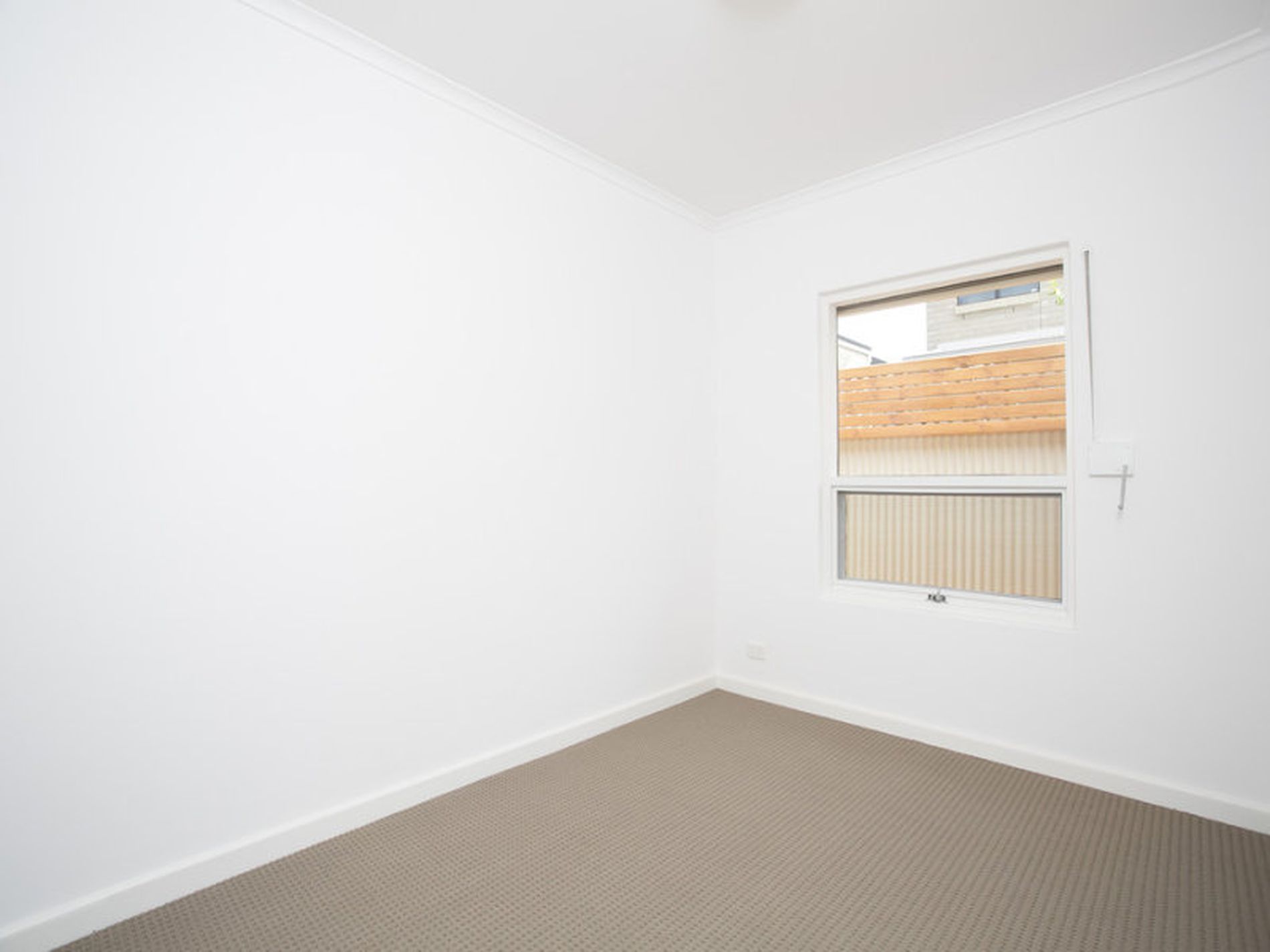 2 / 122 Railway Terrace, Ascot Park