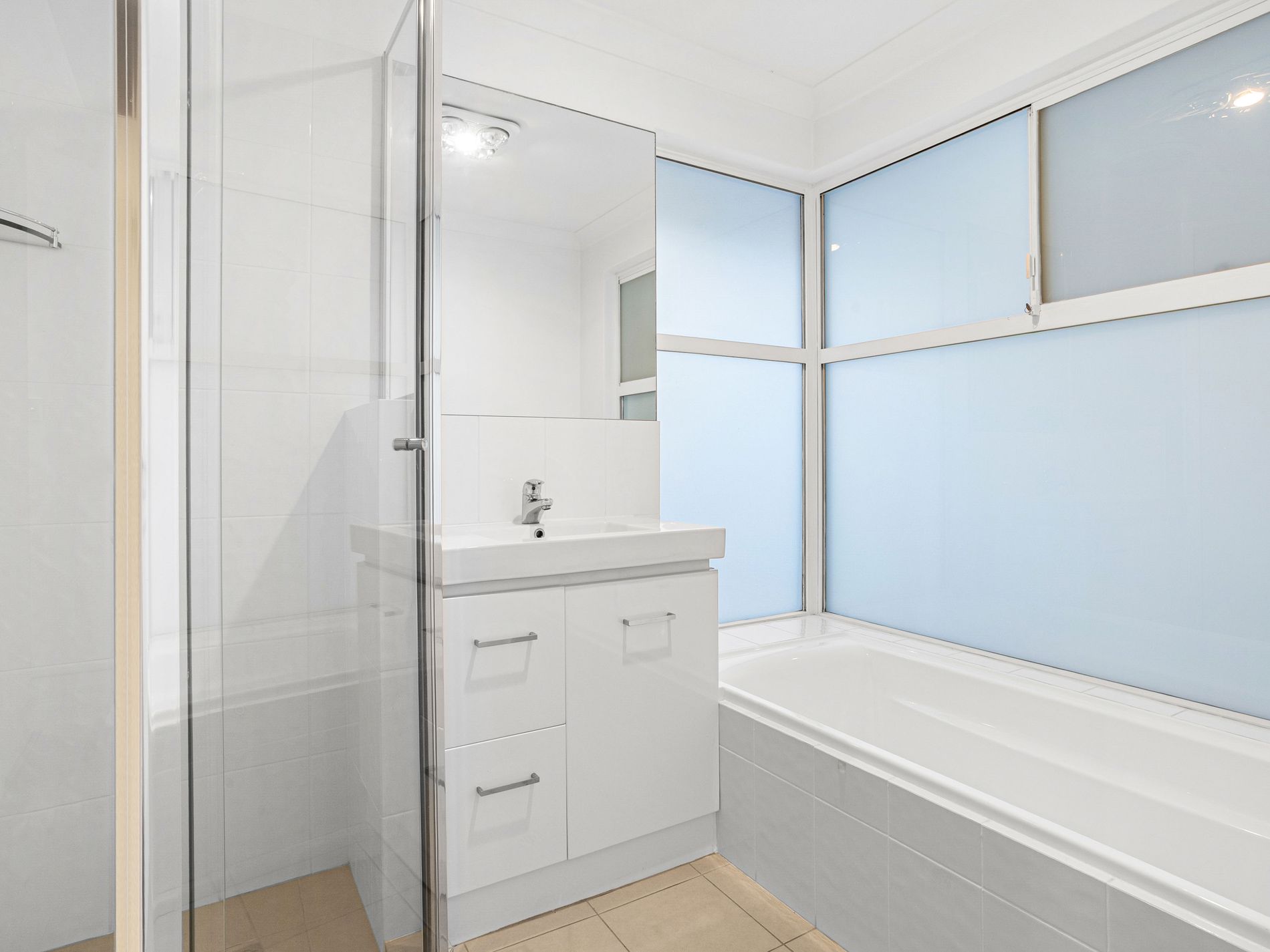 31 Simmonds Parade, Winthrop