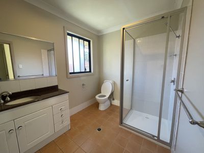 1 / 66 Rowland Avenue, Wollongong