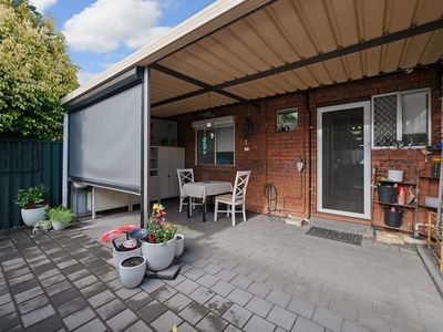 11 / 4 Glastonbury Road, Armadale