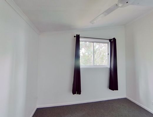 Quaint home in market town location image 11