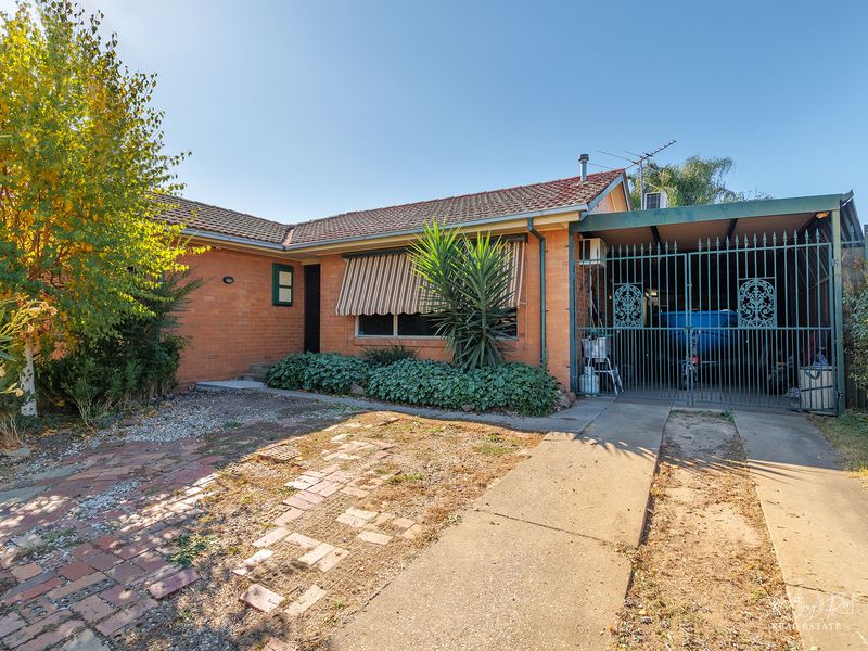 22 WORNES DRIVE, Wodonga