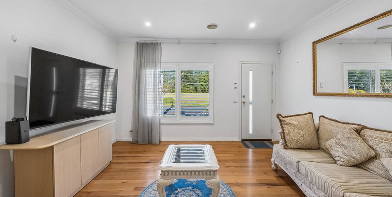 6 / 12 Howitt Ave , Euroa