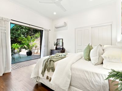 42-44 Ellison Street, Clifton Beach