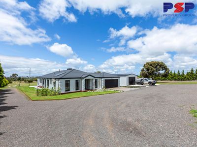 20 Viewbay Court, Lovely Banks