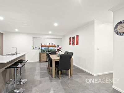 37 Honeybee Crescent, Calderwood