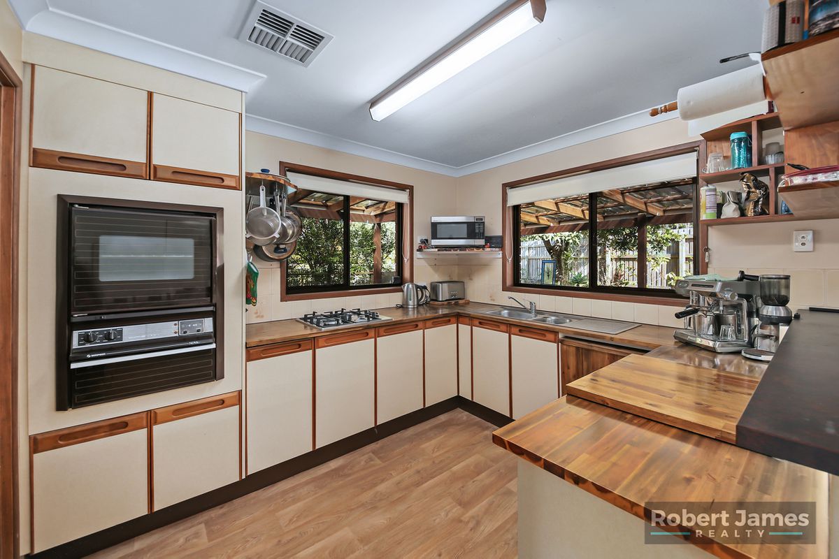 9 Sundial Court, Tewantin