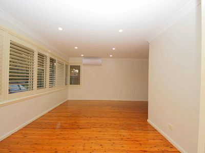9 Denman Road, Georges Hall