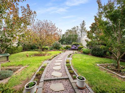 16 Mickail Court, Mount Gambier