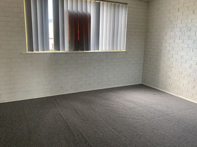 1 / 122A Tongarra Road, Albion Park