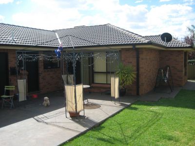 6 Paul McLean Place, Dubbo