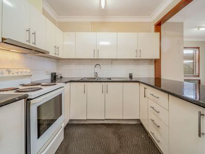 19 Wych Avenue, Lurnea