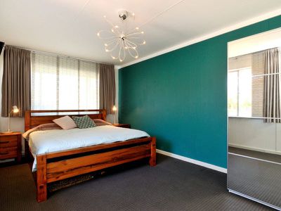 34 Hawker Street , Safety Bay